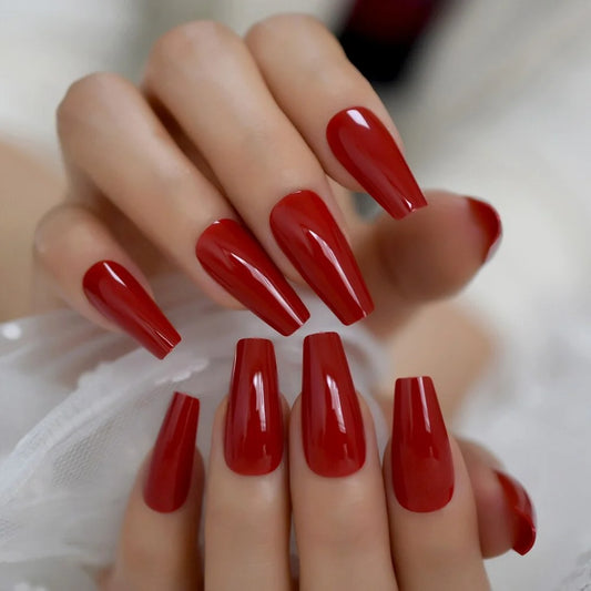 Red love nails