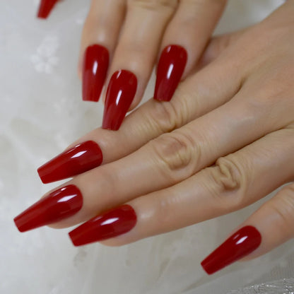 Red love nails